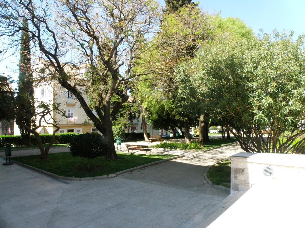 שיבניק Apartment Central מראה חיצוני תמונה
