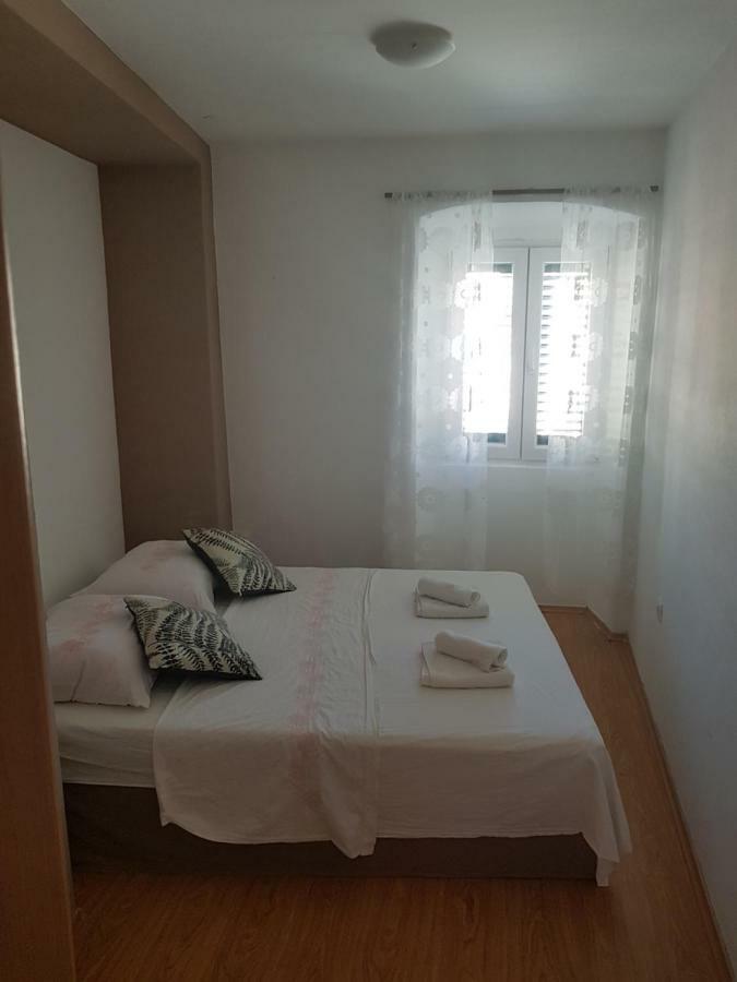 שיבניק Apartment Central מראה חיצוני תמונה