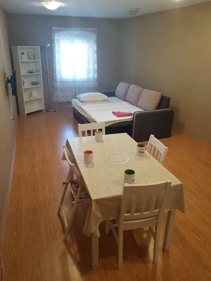 שיבניק Apartment Central מראה חיצוני תמונה