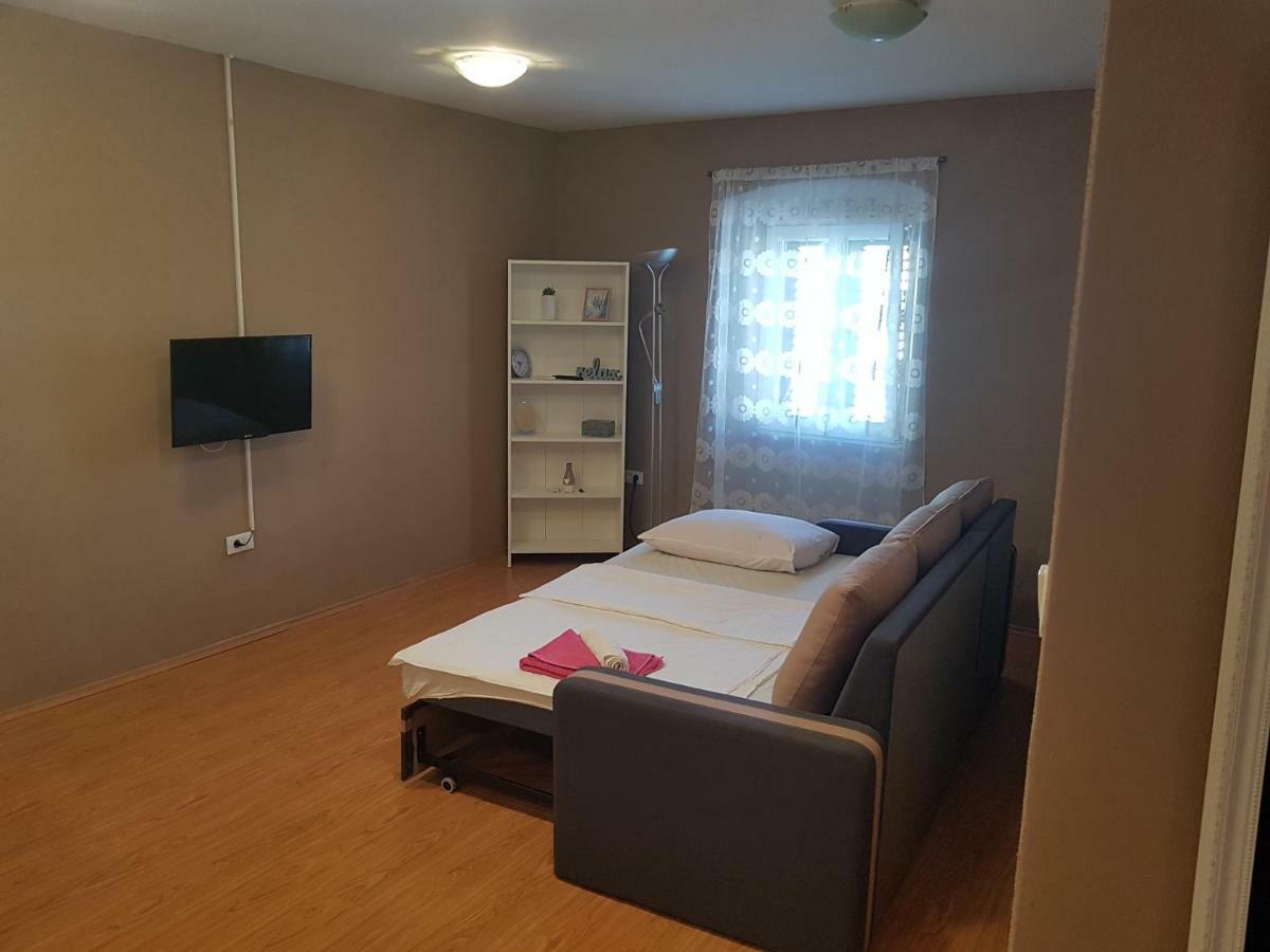 שיבניק Apartment Central מראה חיצוני תמונה