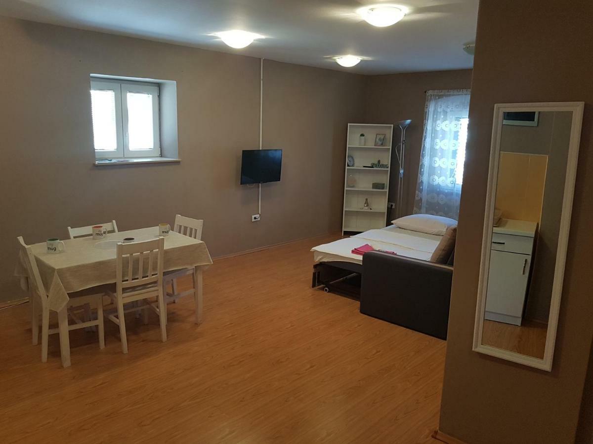 שיבניק Apartment Central מראה חיצוני תמונה